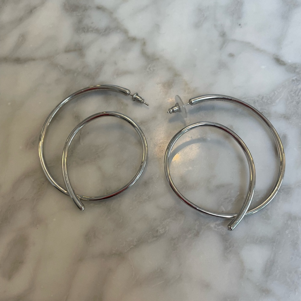 Kendra Scott silver hoop earrings